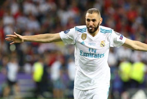 Karim Benzema im Trikot von Real Madrid mit der Rückennummer 9 - gerade hat er den Ballon D'or 2022 gewonnen